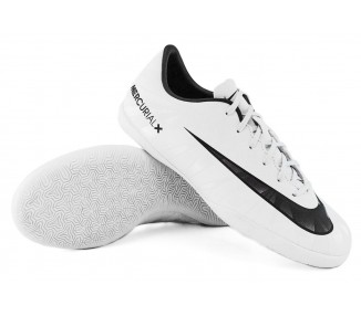 BUTY PIŁKARSKIE HALÓWKI NIKE 852488-401